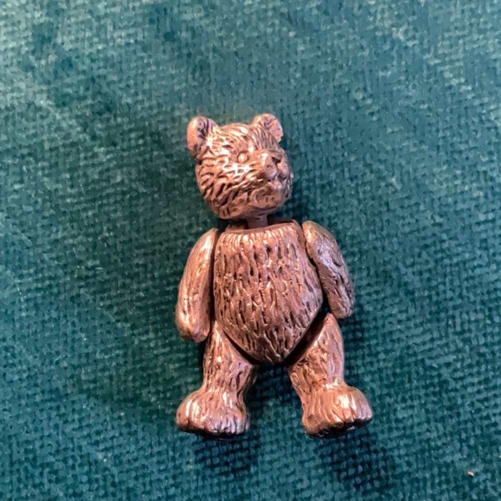 Articulated teddy bear - pewter?